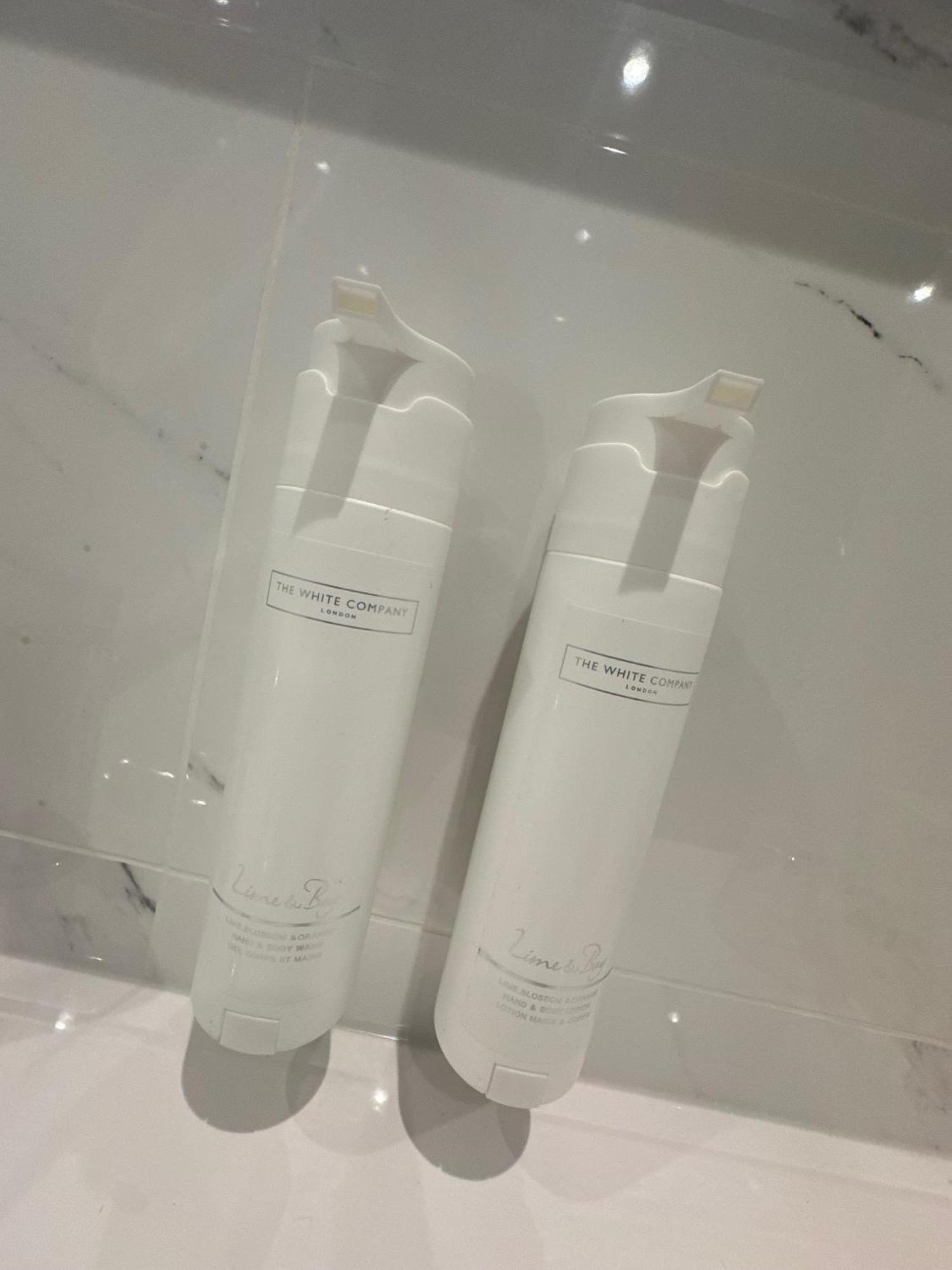 런던 로지 호텔 외부 사진